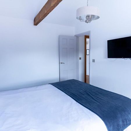 Apartment 6 At Number 8: City Centre, 1 Bedroom, Sofa Bed In Lounge Cantorbéry Extérieur photo