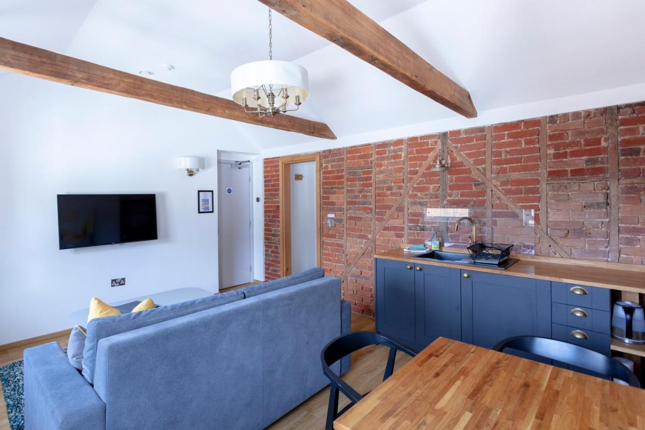 Apartment 6 At Number 8: City Centre, 1 Bedroom, Sofa Bed In Lounge Cantorbéry Extérieur photo