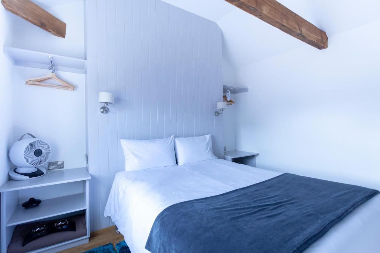 Apartment 6 At Number 8: City Centre, 1 Bedroom, Sofa Bed In Lounge Cantorbéry Extérieur photo
